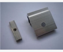 丰业金属制品厂 专业批发各类挂件与金属制品